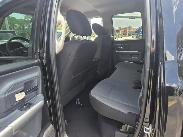 2024 Ram 1500 Classic SLT Quad Cab 4x2 64 Box