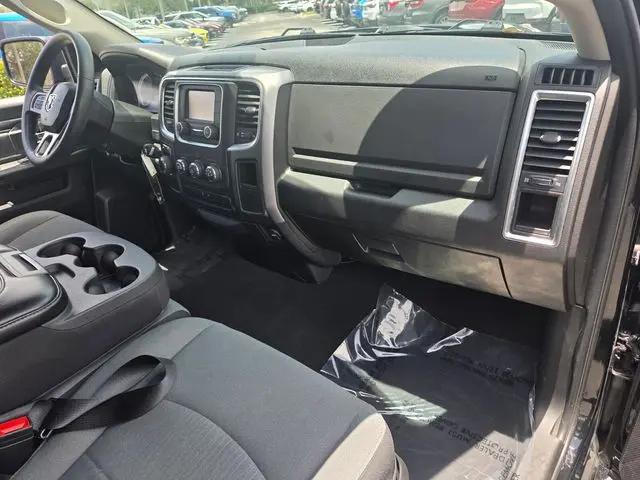 2024 Ram 1500 Classic SLT Quad Cab 4x2 64 Box