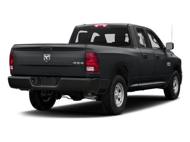 2017 RAM 1500 Express Quad Cab 4x4 6'4' Box - 2
