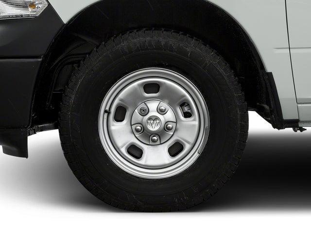 2017 RAM 1500 Express Quad Cab 4x4 6'4' Box - 10