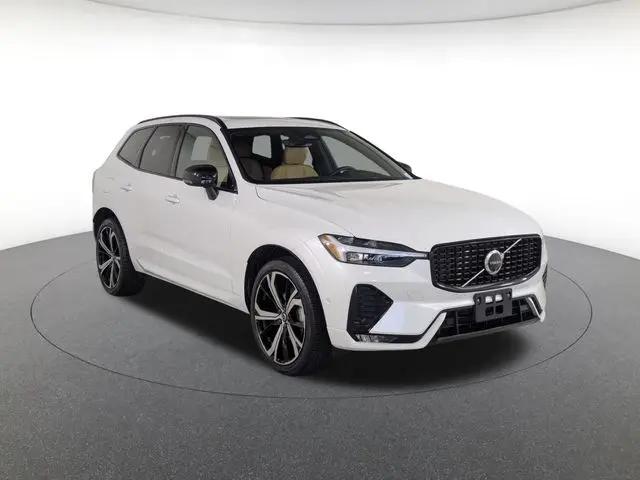 2025 Volvo XC60 B5 Ultra