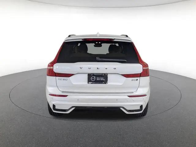 2025 Volvo XC60 B5 Ultra