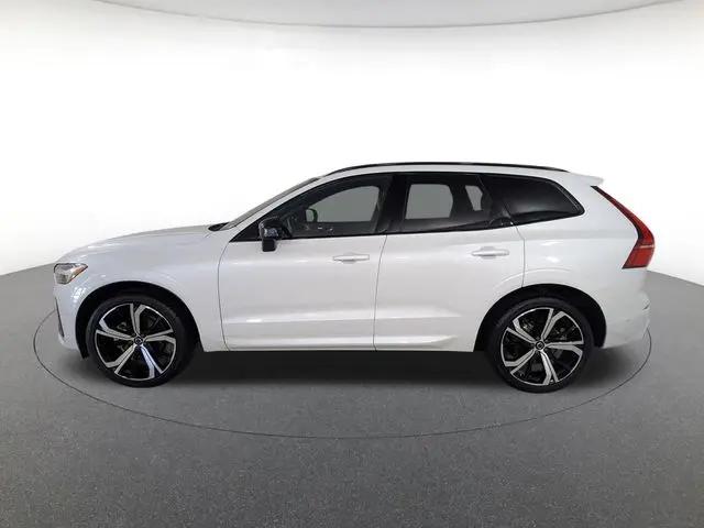 2025 Volvo XC60 B5 Ultra
