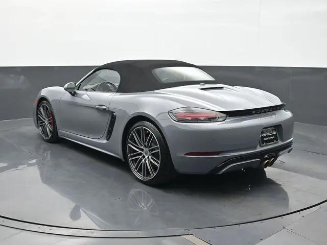 2025 Porsche 718 Boxster S