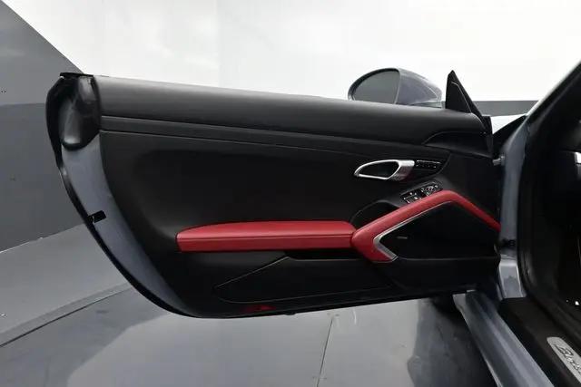2025 Porsche 718 Boxster S