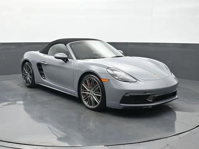 2025 Porsche 718 Boxster S