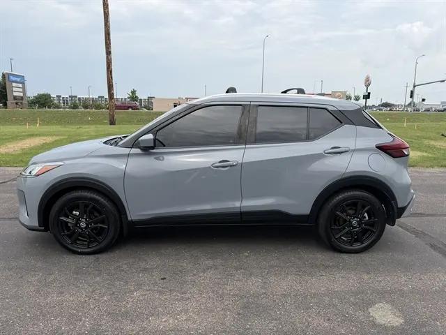2021 Nissan Kicks SV Xtronic CVT