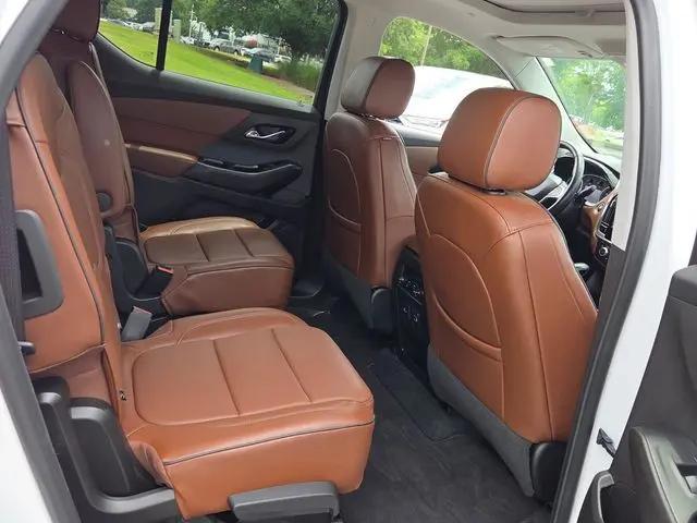 2021 Chevrolet Traverse FWD High Country