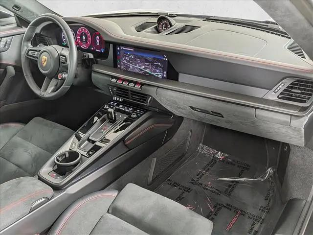 2026 Porsche 911 Carrera GTS