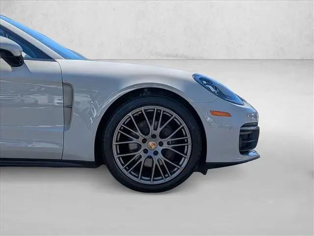 2023 Porsche Panamera Platinum Edition