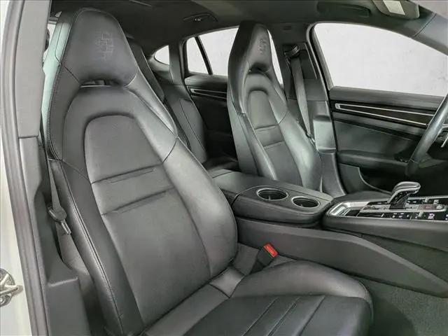 2023 Porsche Panamera Platinum Edition