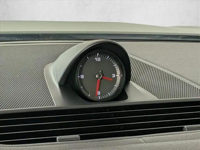 2023 Porsche Panamera Platinum Edition