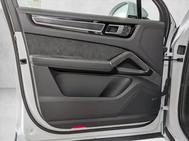 2023 Porsche Cayenne GTS