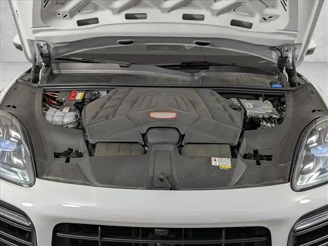 2023 Porsche Cayenne GTS