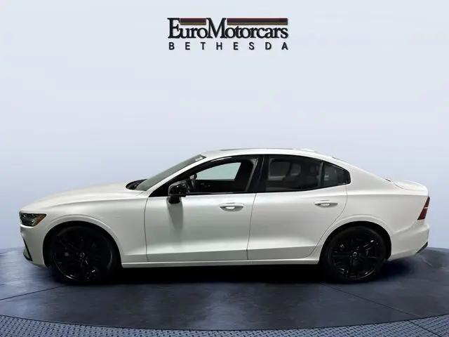 2023 Volvo S60 B5 Plus Black Edition