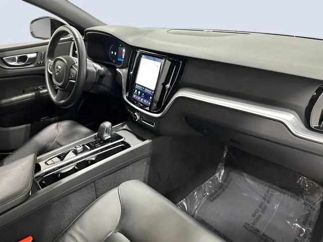 2023 Volvo S60 B5 Plus Black Edition