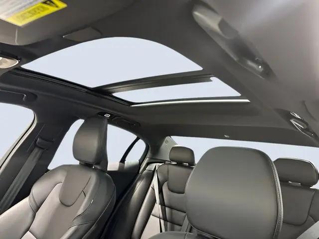 2023 Volvo S60 B5 Plus Black Edition
