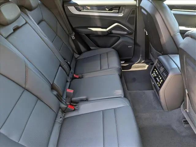 2024 Porsche Cayenne Cayenne