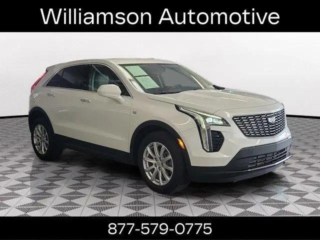 2022 Cadillac XT4 FWD Luxury for sale in Miami, FL