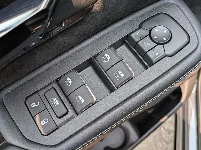 2026 Ram 1500 RHO Crew Cab 4x4 57 Box
