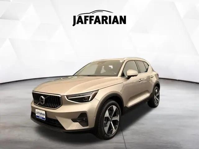2024 Volvo XC40 B5 Plus Bright Theme for sale in Haverhill, MA