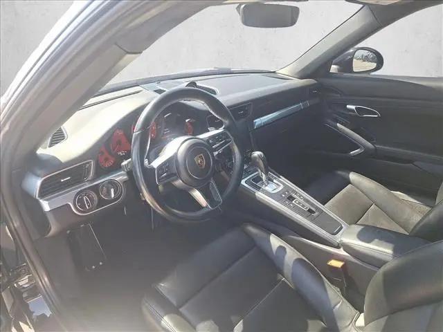 2017 Porsche 911 Carrera 4S