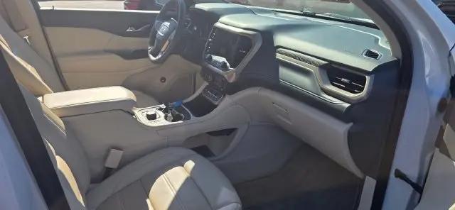 2022 GMC Acadia AWD Denali