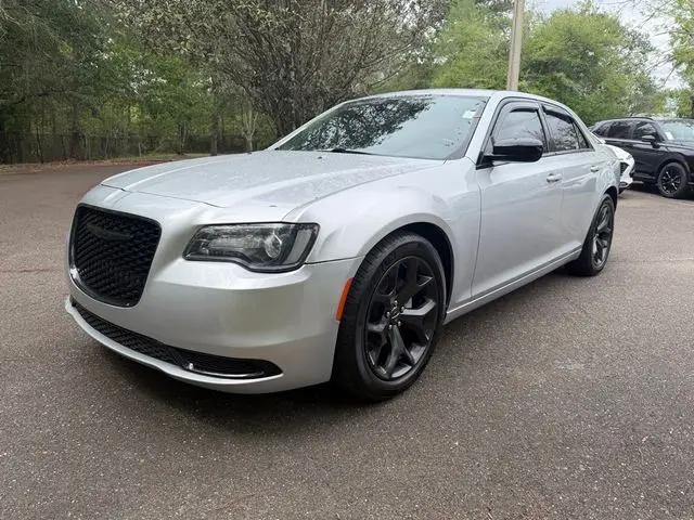 2021 Chrysler 300 Touring