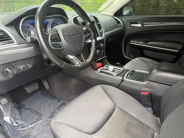 2021 Chrysler 300 Touring