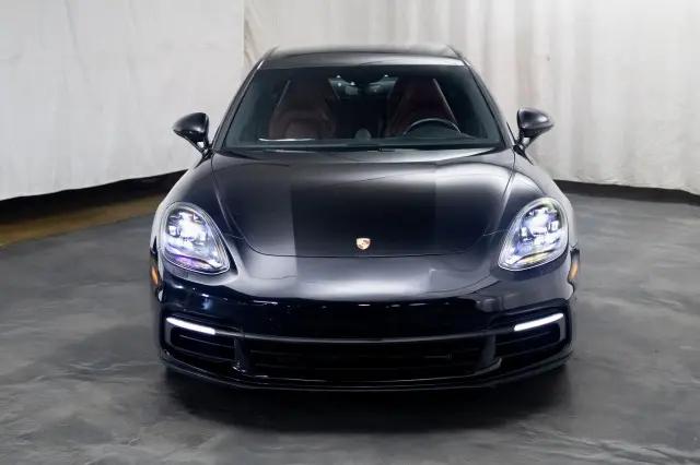 2018 Porsche Panamera 4