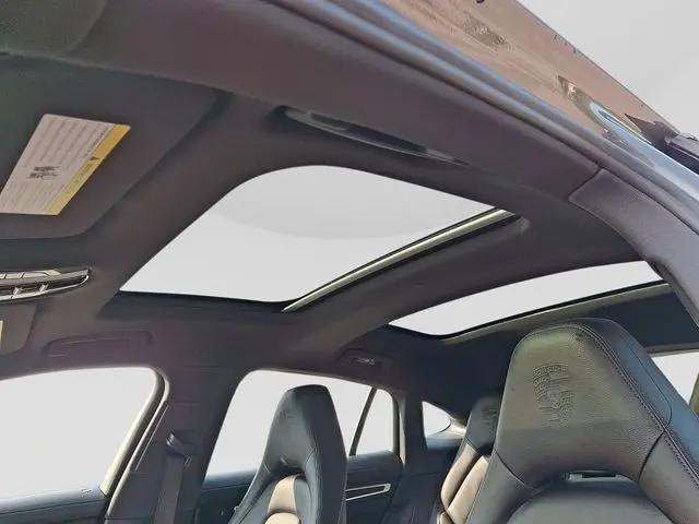 2023 Porsche Panamera Panamera