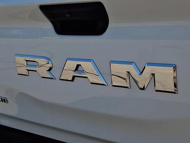 2025 Ram 1500 Big Horn Crew Cab 4x4 57 Box