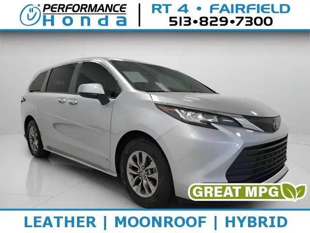 2021 Toyota Sienna XLE for sale near Fairfield, OH