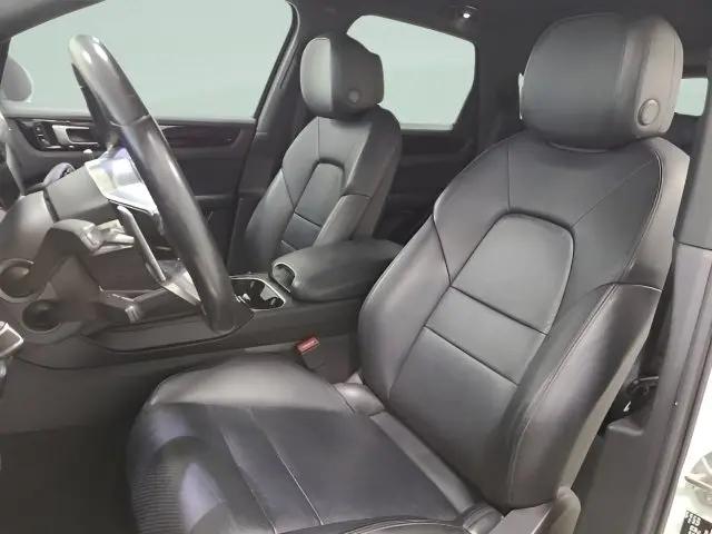 2020 Porsche Cayenne Cayenne