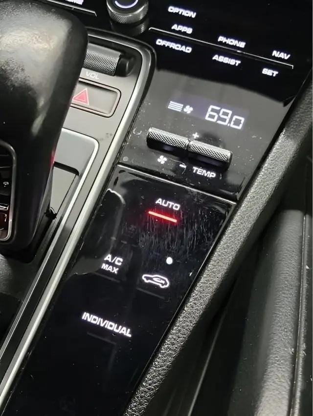2020 Porsche Cayenne Cayenne