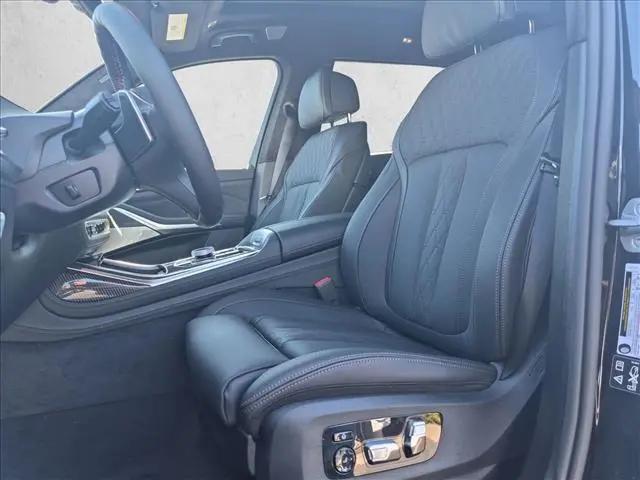 2027 BMW X7 M60i