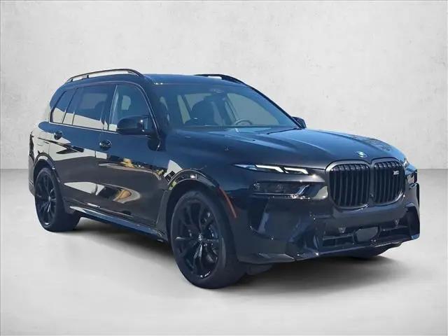 2027 BMW X7 M60i