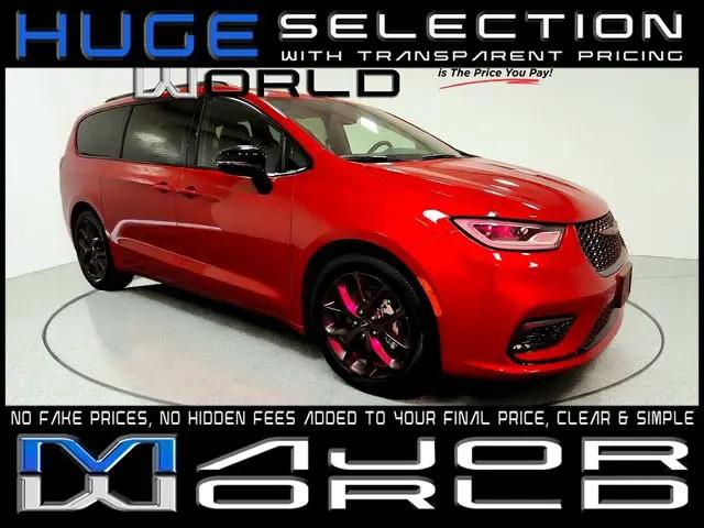 2025 Chrysler Pacifica Limited for sale in Long Island City, NY