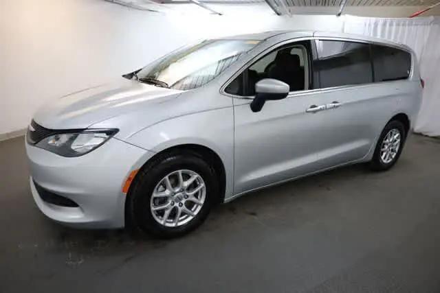 2022 Chrysler Voyager LX for sale in Paramus, NJ