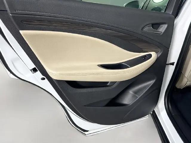 2020 Buick Envision FWD Essence
