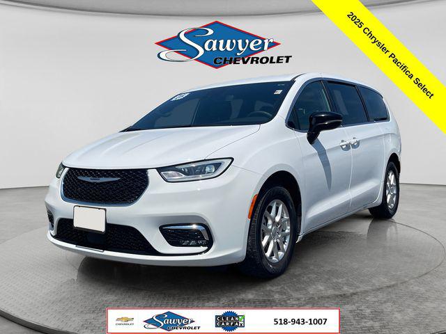 2025 Chrysler Pacifica Select for sale in Catskill, NY