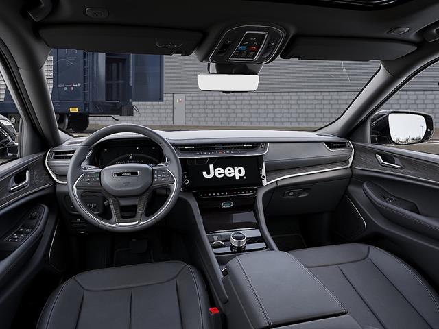 New 2026 Jeep Grand Cherokee Limited 4x4 For Sale in East Hanover, NJ