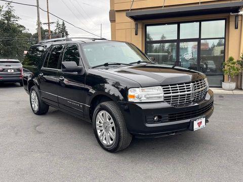 2012 Lincoln Navigator L Base for sale in Lakewood , WA