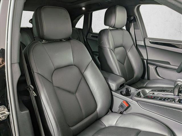 2025 Porsche Macan S