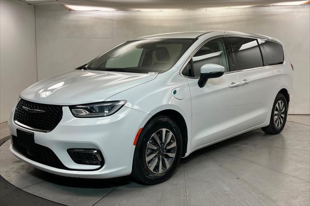 2023 Chrysler Pacifica Hybrid Touring L for sale in Saint George, UT