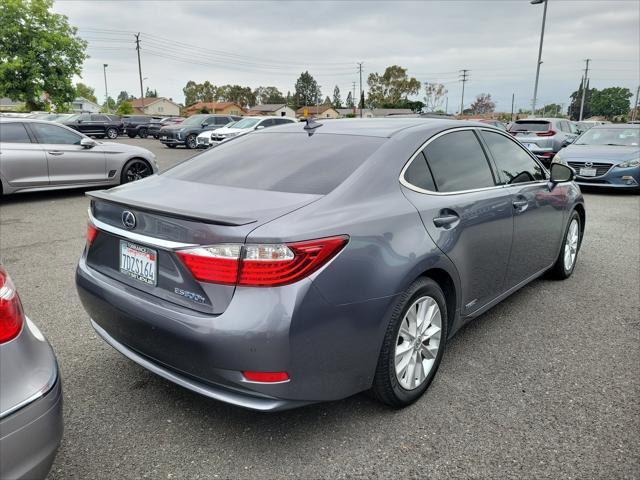 2014 Lexus ES 300h Hybrid