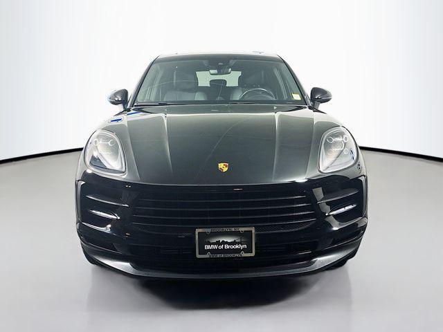 2021 Porsche Macan Base