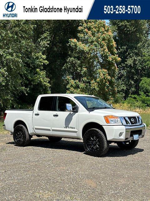2011 Nissan Titan SL for sale in GLADSTONE, OR