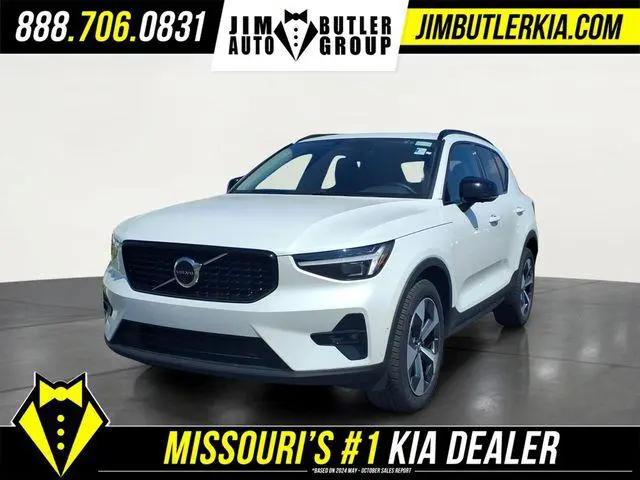 2026 Volvo XC40 Plus, B5 AWD Gas (mild hybrid), Dark for sale in Chesterfield, MO