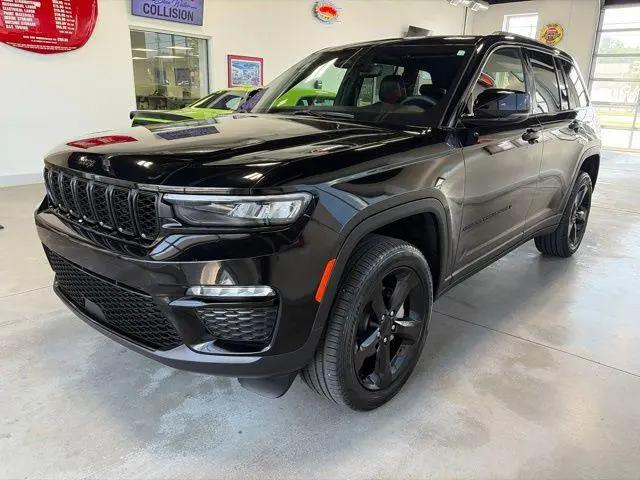 2024 Jeep Grand Cherokee Limited 4x4 for sale in Fort Gratiot Twp, MI